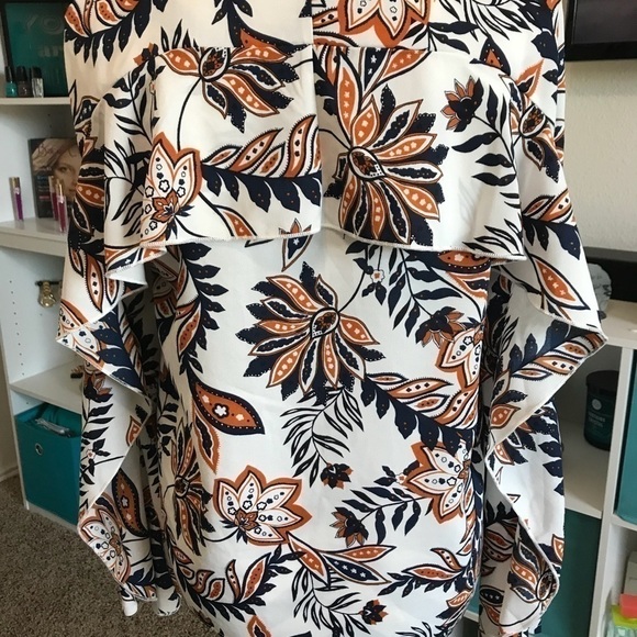 C&e Boho western style ruffle back top small - Picture 2 of 6